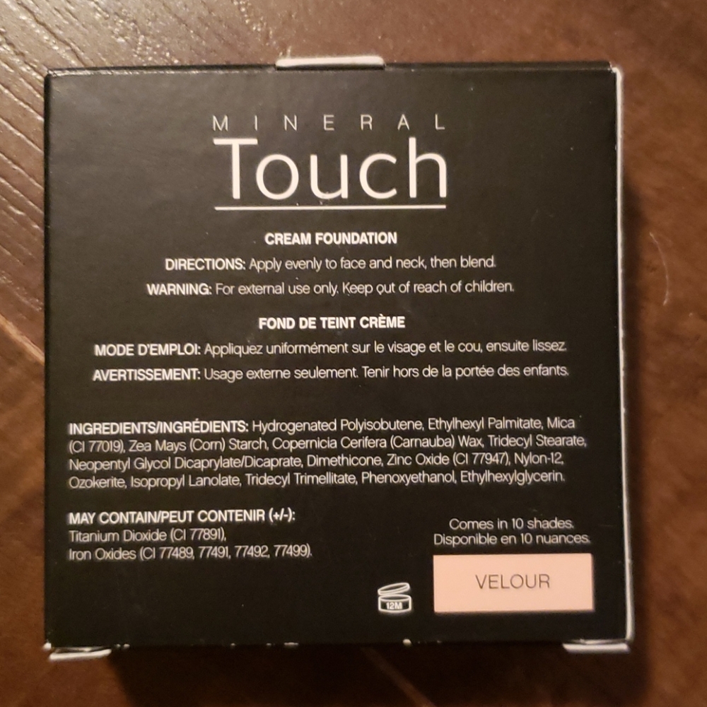 Cream Foundation - Picture 2 of 3